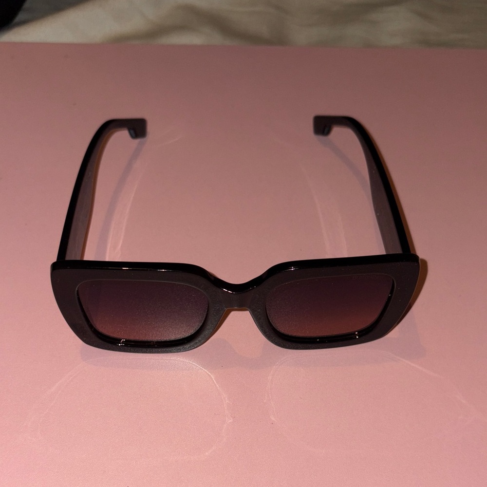 Burberry Black Sunglasses with Ombré lenses